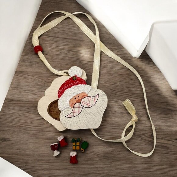 Vintage Santa Claus Wooden Necklace With Sliding Lid & Hidden Mini Gifts Inside - Picture 1 of 9